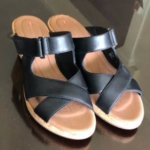 Clarks Unstructured wedge sandal